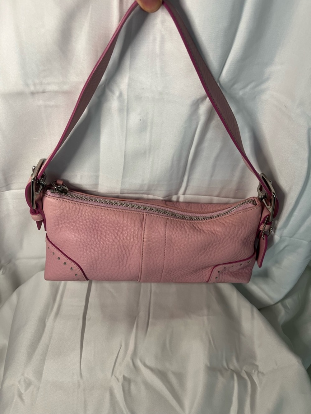 Y2K Vintage Hampton Pebbled Leather soft Demi Baguette Shoulder Bag